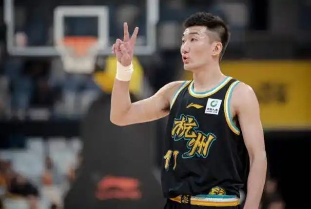 孙铭徽力压外援加冕常规赛助攻王赵继伟排名第四