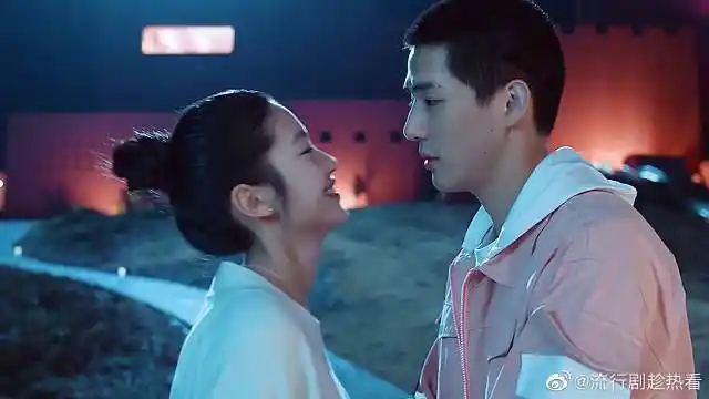 向涵之王安宇在现实中是什么关系向涵之王安宇在一起过吗