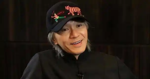 62岁周星驰未婚原因曝光,并不是因为朱茵,而是终身难忘的她