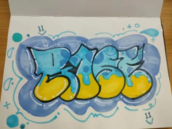 五月临摹涂鸦泡泡字