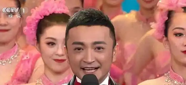 北京时间11月7日上午,央视主持界传来尼格买提的最新消息!