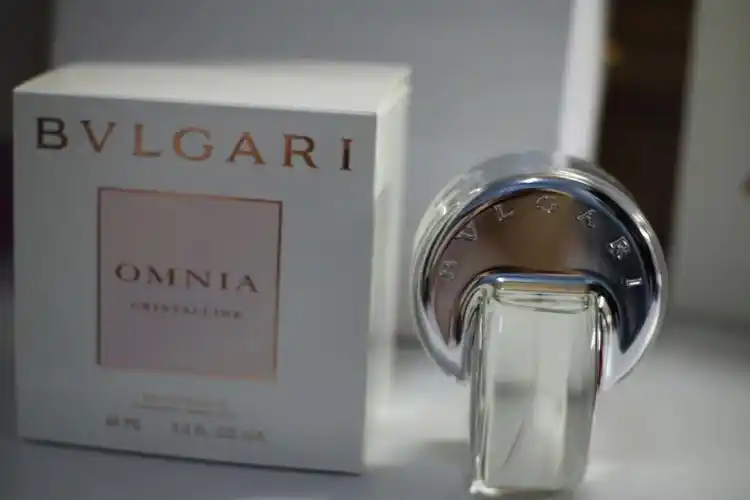 宝格丽白晶香水