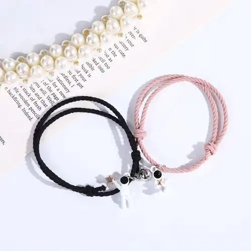 宇航员相吸情侣手链一对简约小皮筋送男朋友发绳两用学生生日礼物