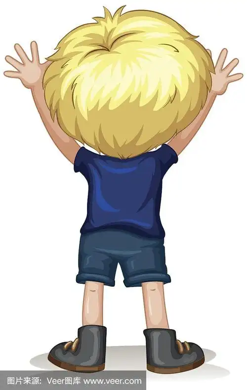 背对着那个金发小男孩