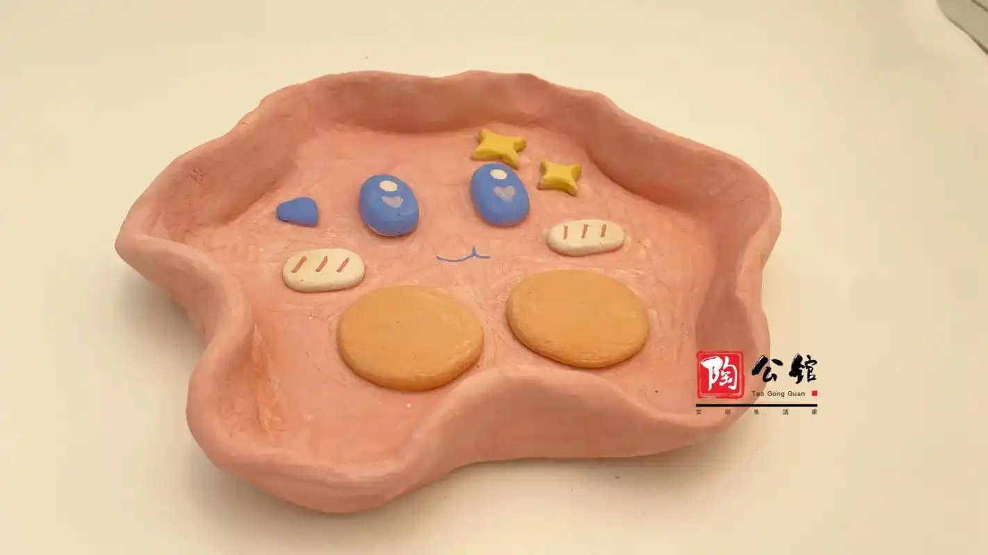 亮闪闪的盘子.#陶艺 #手工diy #创作灵感 #爱手工爱生 - 抖音