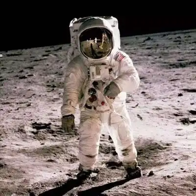 宇航员ins头像高清超火的ins宇航员网图头像精选