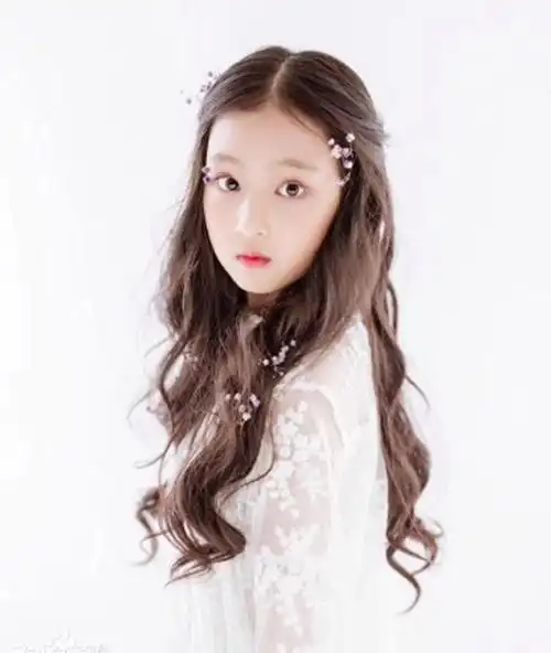 位列第九的是小童星张婉儿,2010年5月16日出生于北京,中国内地女演员