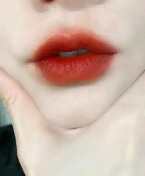 阿玛尼405哑光口红9215220,超火烂番茄色