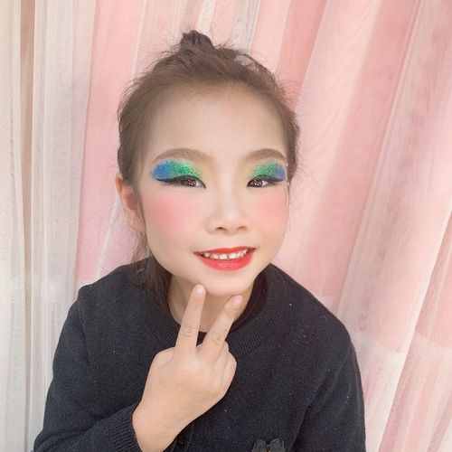 出口儿童眼影亮片套装女童舞台妆眼影盘演出专用闪亮闪粉彩妆盘