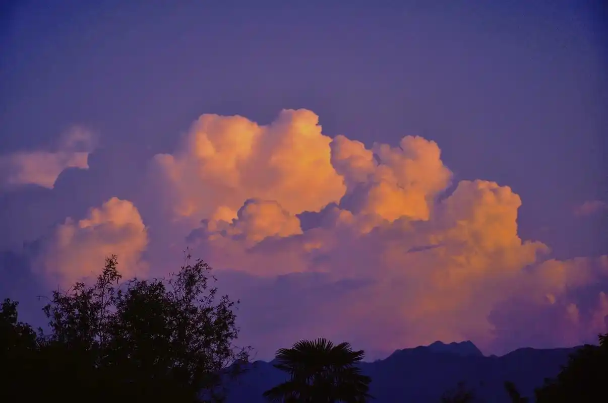 做一个浪漫的云朵收藏家#摄影 #治愈系风景 #云朵收藏家#图 - 抖音