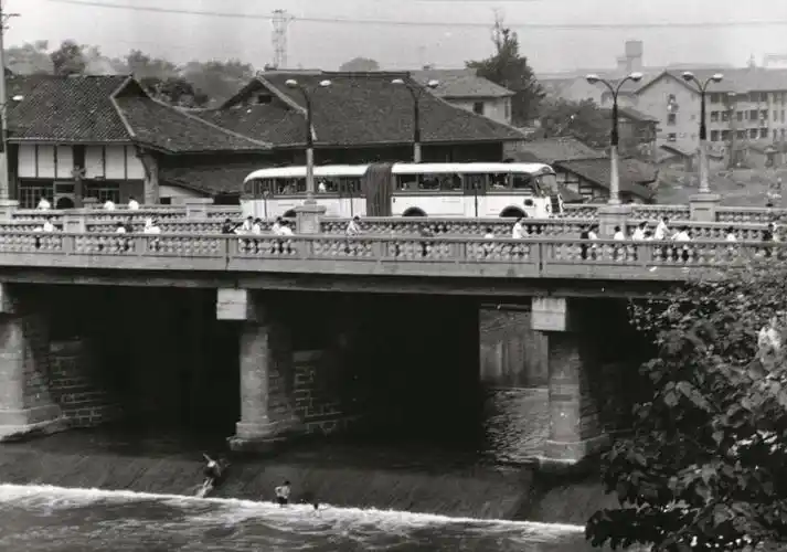 这些成都的老照片你看得出来是哪里吗