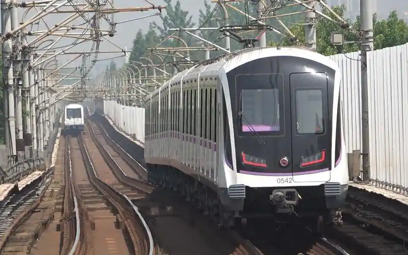 【上海地铁】紫罗兰05c02-0542下行出站[5号线][颛桥站]【2021.5.9】