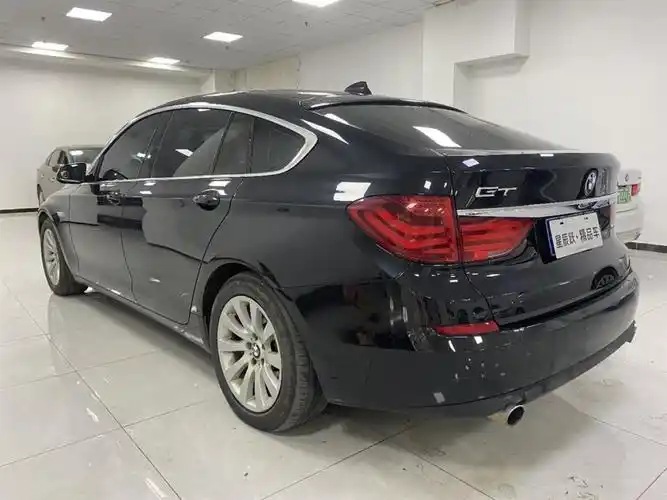 【武汉】2011年12月 宝马 宝马5系gt 2011款 535i 典雅型 自动档