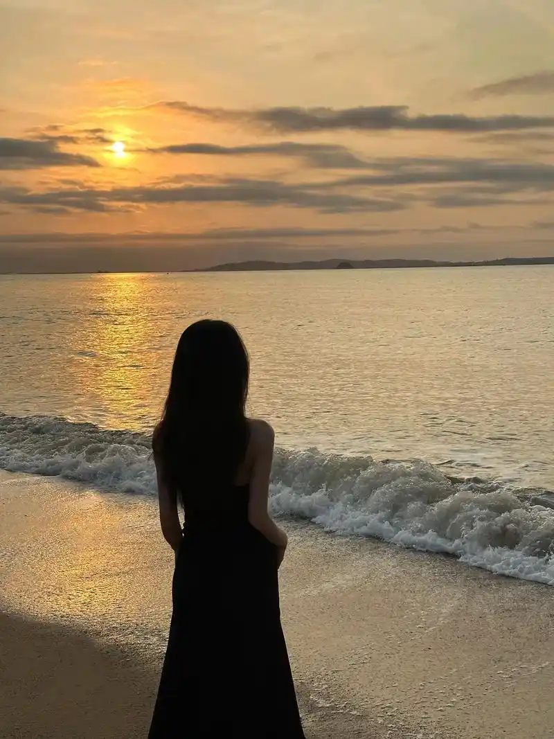 第2集:时间磨平了棱角,盗走了青春,现在剩的只是一个躯壳.曾 - 抖音