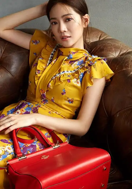 台湾演员曾之乔时尚杂志写真高清图片