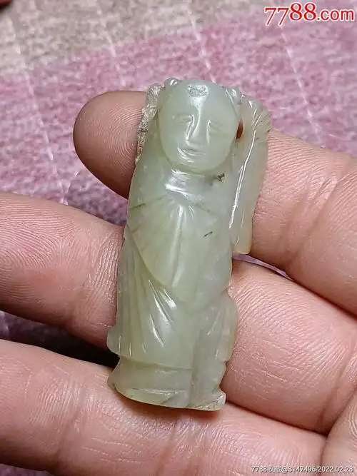清代和田青白玉童子