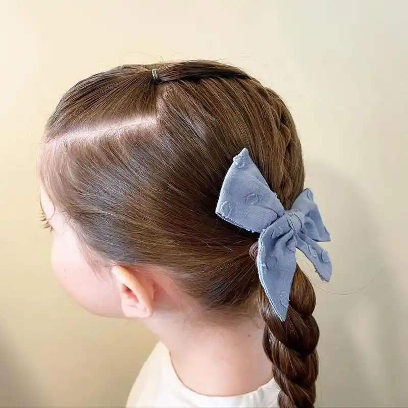 简单编发小女孩# #小女孩可爱发型# #小女孩发型简单扎法# #小女孩