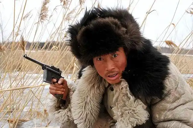 小伙看电视剧,爷爷在剧中成出卖赵尚志的汉奸,奔走26年讨回公道