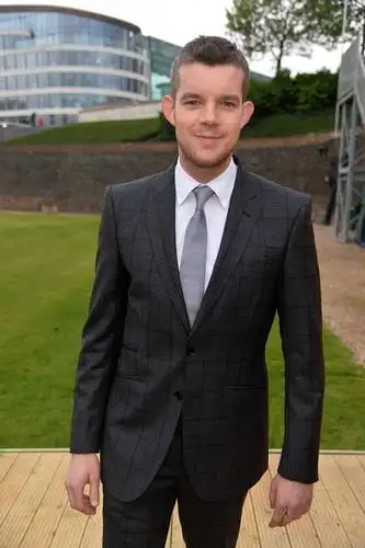 拉塞尔·托维 russell tovey的图片