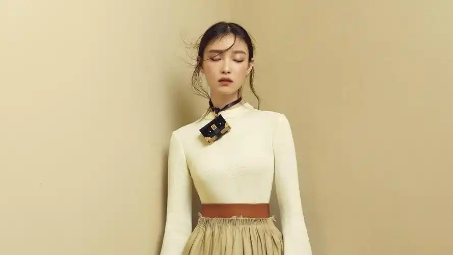 倪妮明星风尚壁纸3