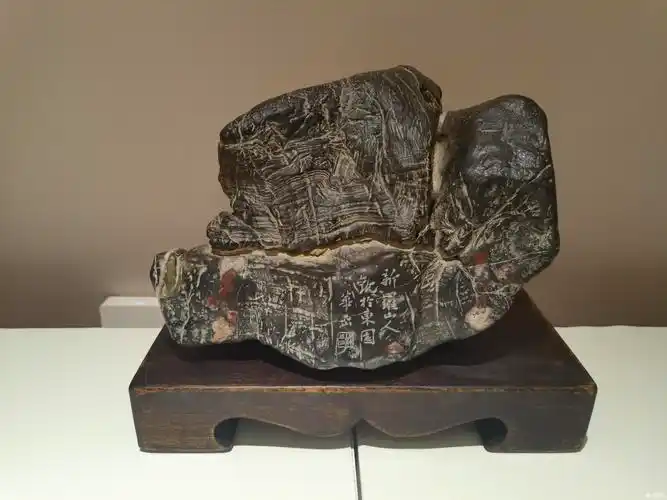 聊两句日本赏石