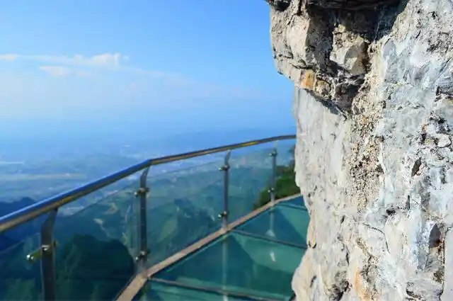 葫芦套的玻璃栈道