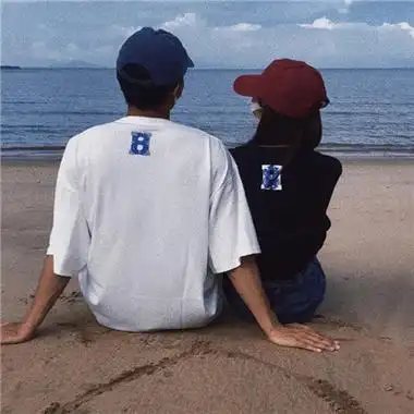 由美头网整理发布,情侣头像频道提供更多与真人,情头,ins,很靓,很好看