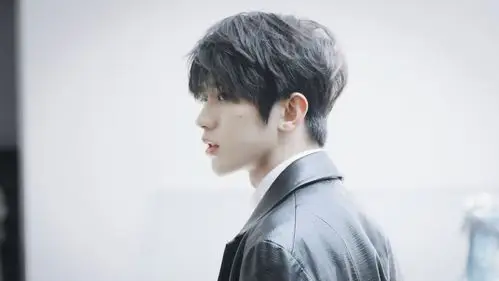 蔡徐坤 - 堆糖,美图壁纸兴趣社区