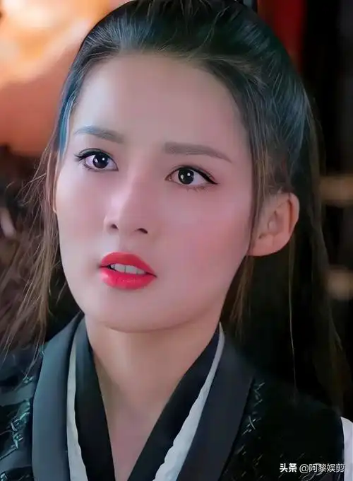 李沁古装照美若天仙