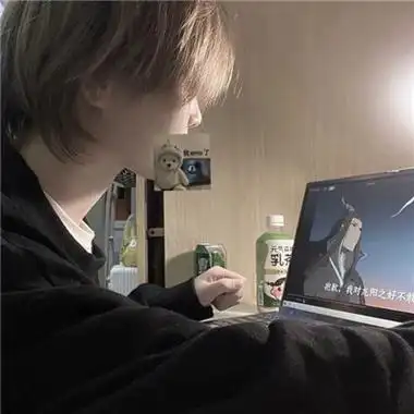 短发头像图片男生霸气冷酷真人高清