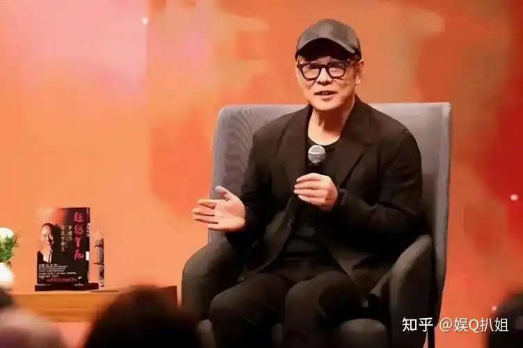 李连杰立遗嘱事件引热议网友不值得同情