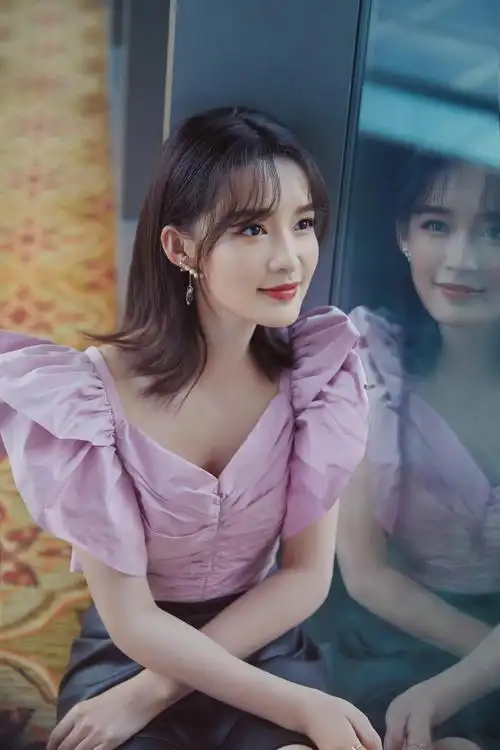 李沁清甜可爱写真