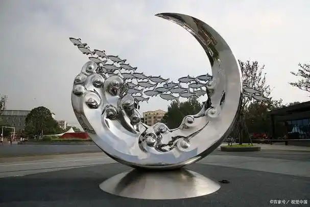 大型镜面不锈钢雕塑的使用场景有哪些?有什么优势?