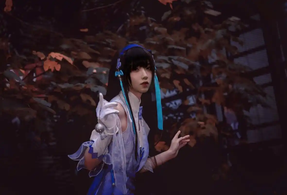 王者荣耀西施靓丽cos这嘴边的冰糖葫芦看起来真好吃