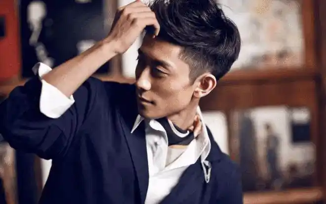 娱乐圈很瘦的男明星都有谁?王俊凯太苗条?王源瘦的让人心疼