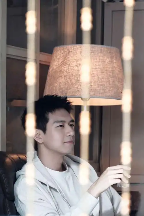 冬子的小麦薄##李现春色寄情人