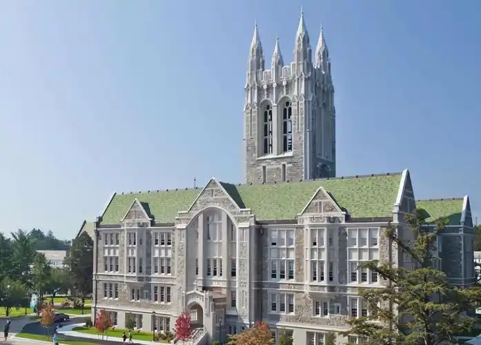 美国全十大学排行榜有哪些(2022年最受国际学生欢迎的10所学院排名)